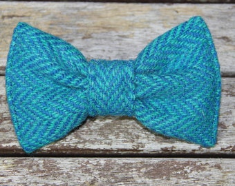 Turquoise Herringbone Harris Tweed bow tie. Stylish dog accessory.