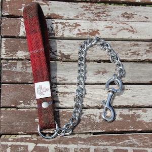 Red/Brown check Harris Tweed dog lead. A stylish and strong chain lead