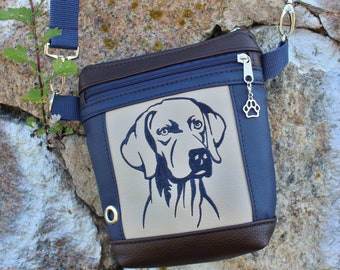 Gassitasche, WEIMARANER, Gassigeh-Tasche, Hundetasche, Hüfttasche, Umhängetasche, Gürteltasche, Bestickung, Kunstleder