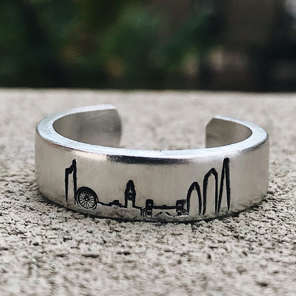 London United Kingdom Skyline Minimalist Stacking Ring | London Cityscape | Dainty Silver Ring | Long Distance Best Friend | England Jewelry