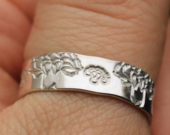 Handstämplad nejlikering | Ring med blomma i sterlingsilver i januari
