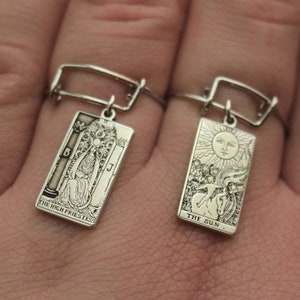 Bague de pendaison de carte de tarot | Cadeau du meilleur ami | Bijoux de Tarot | Ring de déclaration | Bijoux mystiques célestes | Anneau d’amitié gothique | Anneau occulte