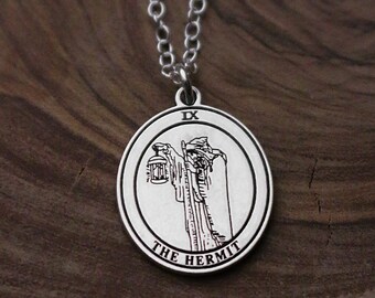 Halsband i sterlingsilver med eremitkort | Mystisk amulett