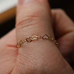 Large Heart Ring | 14k Gold Chain Ring | Gold Filled Heart Chain Ring | Chain Layering Ring | Dainty Gold Jewelry | Everyday Ring for Her