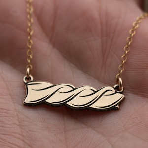 Fusilli Pasta Necklace | Unique Jewelry | Favorite Pasta Necklace | Pasta Lover Gift | Best Friend Birthday Gift | Italian Pasta Jewelry