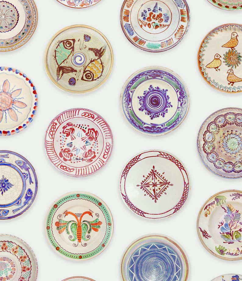 Boho Colorful Plates Cottage Wallpaper, Pastoral Dining Wallpaper with Rustic Plates, Unique Vintage Cottagecore Home Decor image 3