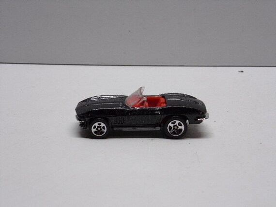 hot wheels 65 corvette 1999