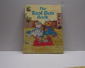1980 sesame street the tool box book. (books 1)