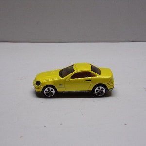 Hot wheels mercedes slk coupe diecast car