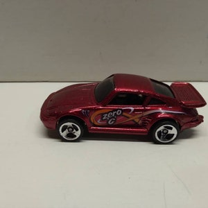 Hot wheels porsche 911  g-force made in 1989  in .int condition Diecast car