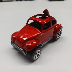 Hot wheels custom vw bug volkswagon beetle car made in diecast car