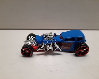 Hot wheels spiderman hot rod car diecast car.