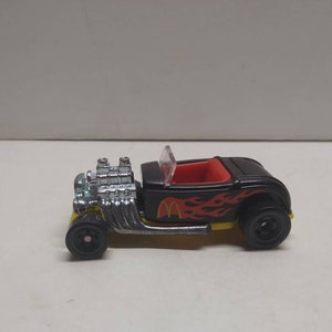 Hot wheels mcdonalds hot rod car made in 1993 diecast car