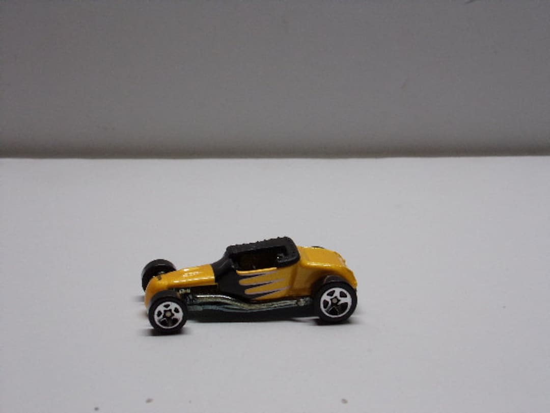 Hot wheels track t 1998 clearance