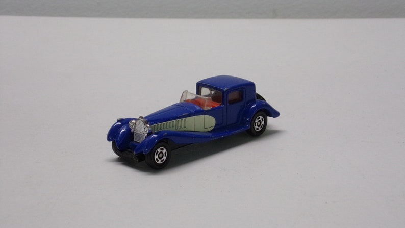 Tomica buggatti coupe deville no f46 diecast car Metal Car Toy rare 1978 bin6