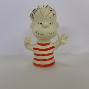 Avon linus from charlie brown suction cup bath toy from 1950