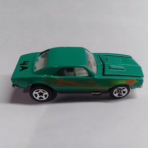 Hot wheels 1967 67 camaro car in mint condition  diecast car