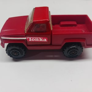 Tonka mini 4x4 truck size 4&quot;x2&quot; 1978