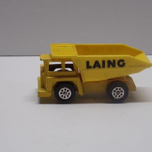 Corgi  dump truck dumper truck made in 1970s diecast car