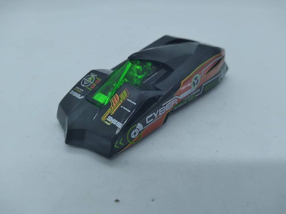 1994 Hot Wheels Green Race Car, Made in China