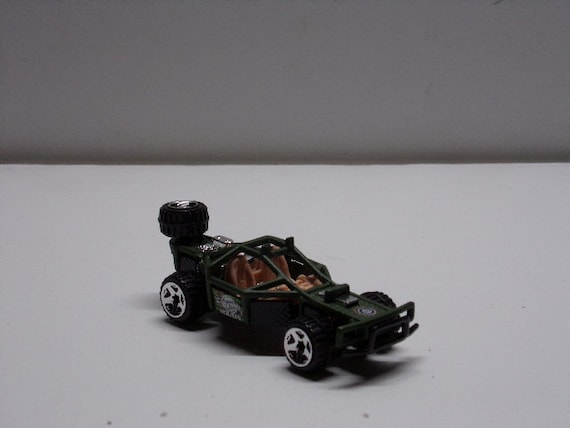 Hot wheels roll cage dune buggy diecast