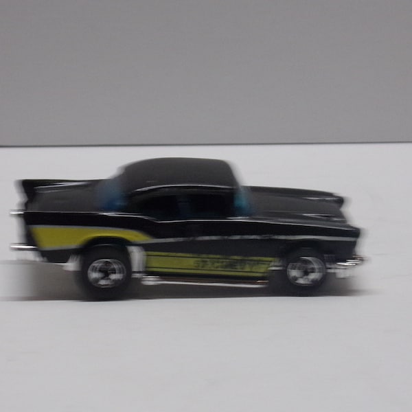 Hot wheels 1957 57 chevy made in 1976 Metal Car Toy  Diecast toys