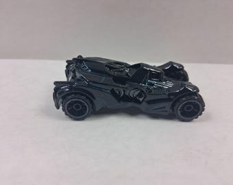 Hot wheels batmobile dc comics   Diecast toys