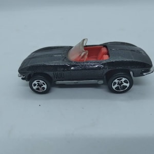 Hot Wheels Chevy 1965 Corvette Convertible From 1999 Diecast Car