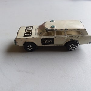 Playart police car wagon peelers 1977s Metal Car Toy Diecast  toys