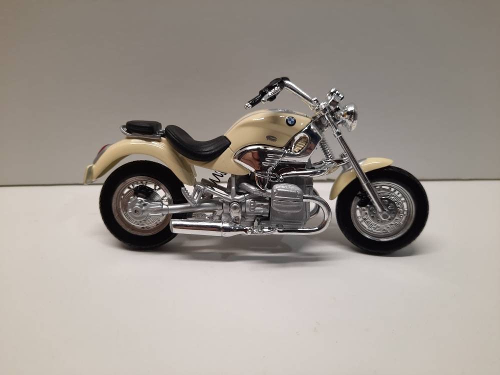 Maisto Bmw Diecast Motorcycle 