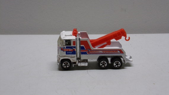 tow truck and car toy