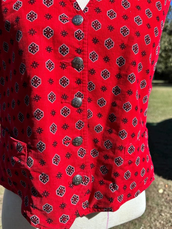 Vintage Liz Sport Vest View 2