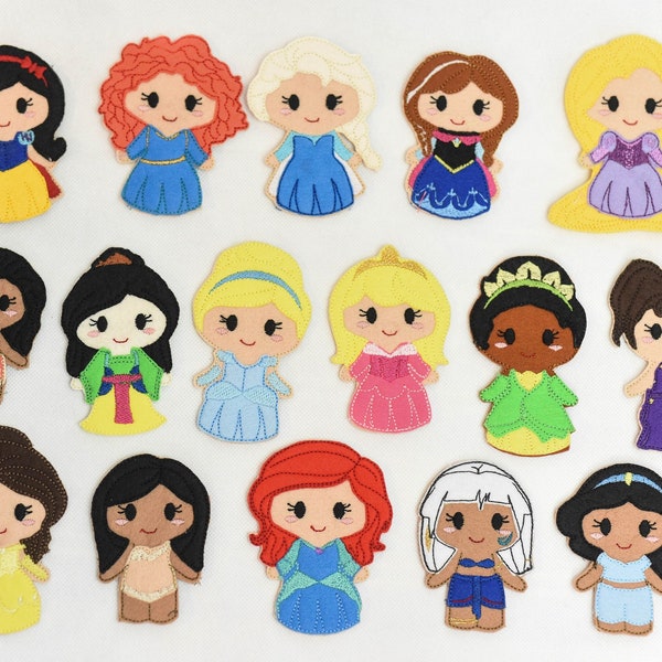 Princess Felt Finger Puppets | Disney Princesses | Pretend Play | Montessori Toys | Snow White Belle Ariel Jasmine Cinderella Pocahontas