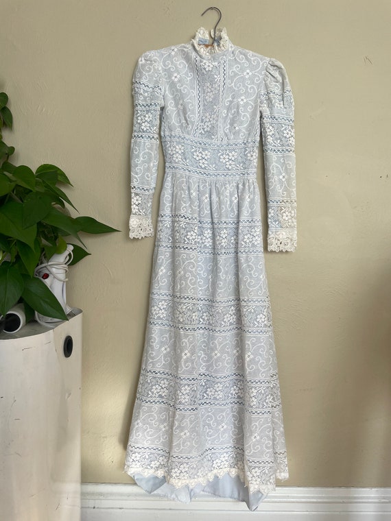 Vintage Lace Maxi Dress