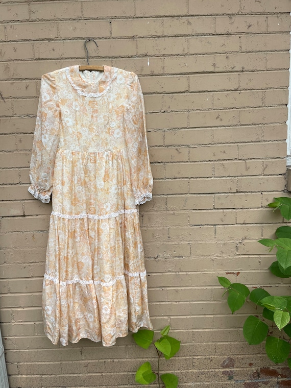 60s/70s Handmade Peach Floral Dress