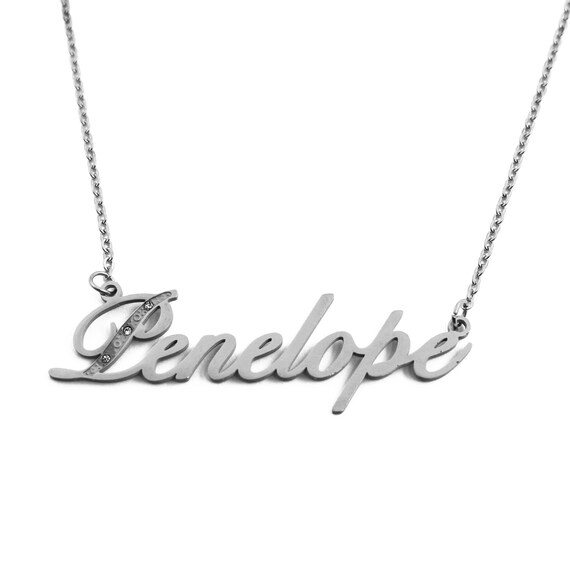 Penelope Name Necklace Italic 