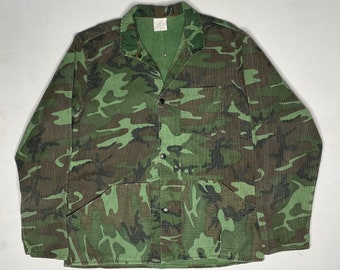 1960's Ideal Brand Corduroy Woodland Camo Hunting Jacket Snap Front Size 40-42