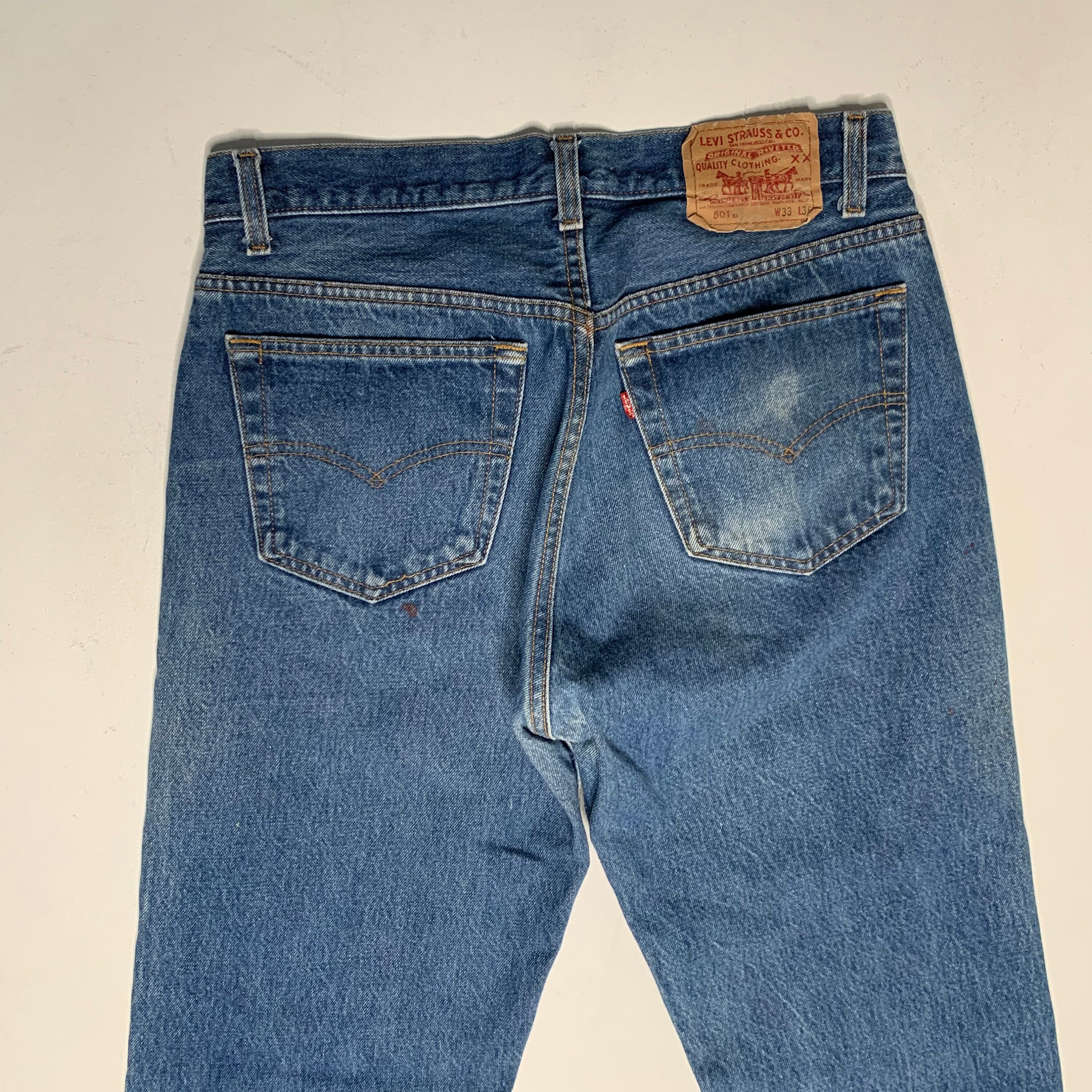 Millésime 1990 Lévis 501 Denim Jeans Dark Wash Distressed Etsy