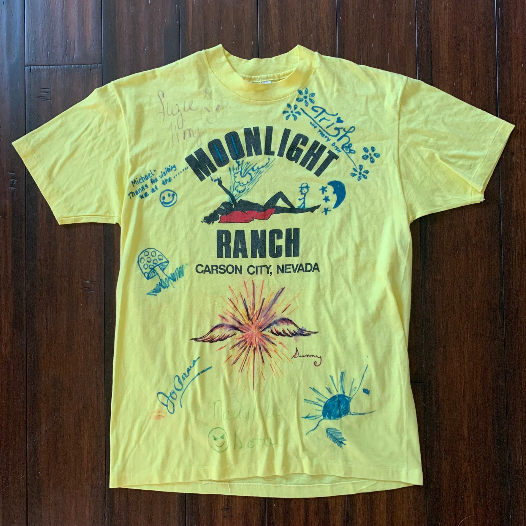 1980's Vintage Moonlight Bunny Ranch Souvenir Shirt Signed 1980's Vintage Moonlight Bunny Ranch Souvenir Shirt Signed