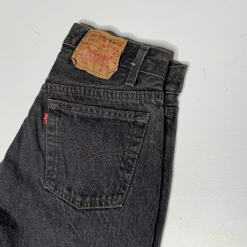 1980's Vintage Levis Black Denim Jeans USA 28/29 Measured A35 image 2
