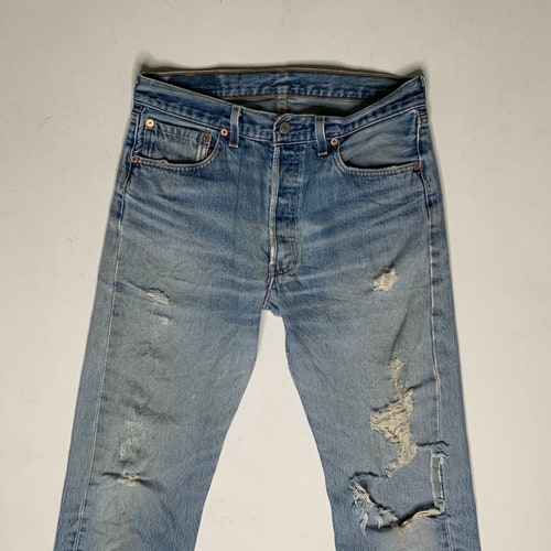 1980's Vintage Levis 501 Distressed Denim Jeans shops 32/31 measured F30