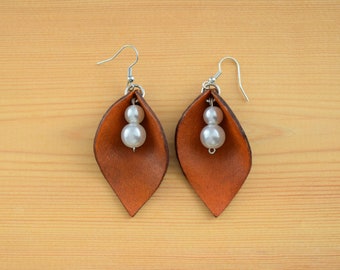 Handmade Leather Leaf Earrings, Vegetable Tanned