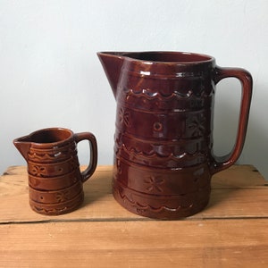 Set of 2 Vintage Marcrest Daisy and Dot Pitchers - Oven Proof Brown Stoneware Pitcher - Retro Kitchen Decor - Large and Small Pitchers