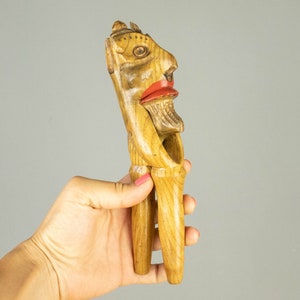 Vintage houten handgemaakte notenkraker duivel