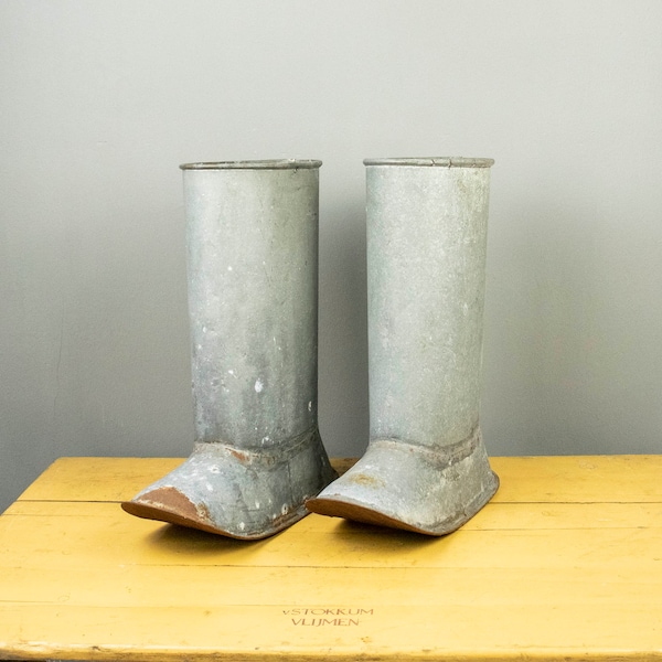 Bottes de récolte d'algues vintage en zinc