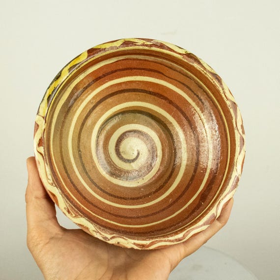Vintage Traditional Romanian Clay Pottery Bowl