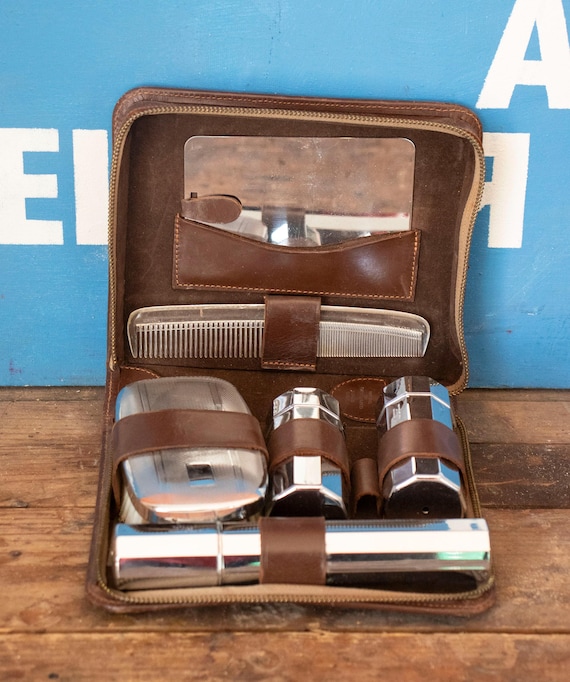 Vintage Gentlemen's Traveling Shaving Kit Made in England