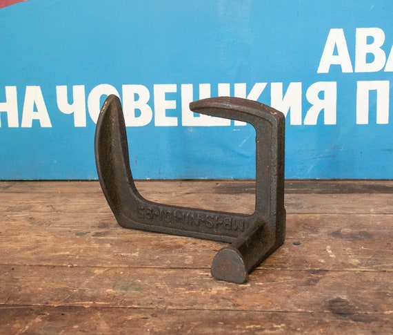 Vintage Cast Iron Shoemaking Tool