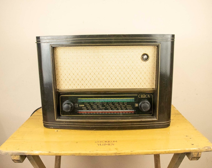 Vintage German Lamp Radio Oberon, DDR Lamp Radio
