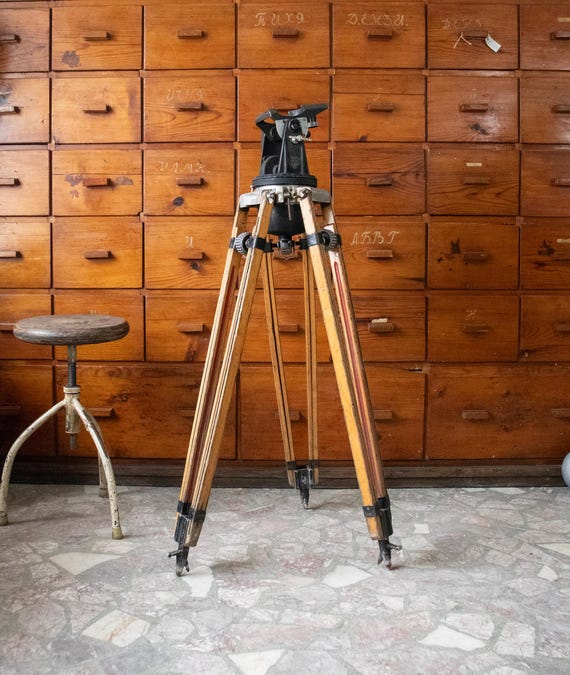 Vintage ARRI Camera Tripod – Professional Film Studio Equipment